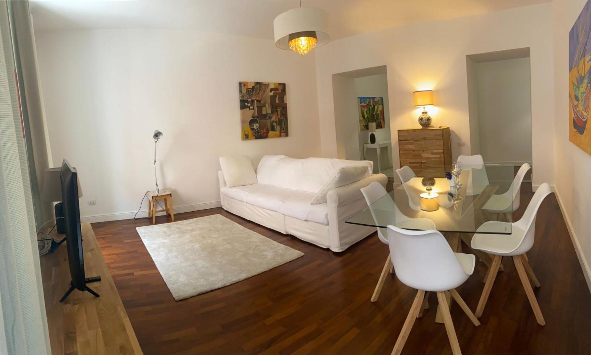 Palazzo Venezian 5 Apartment Trieste Bagian luar foto